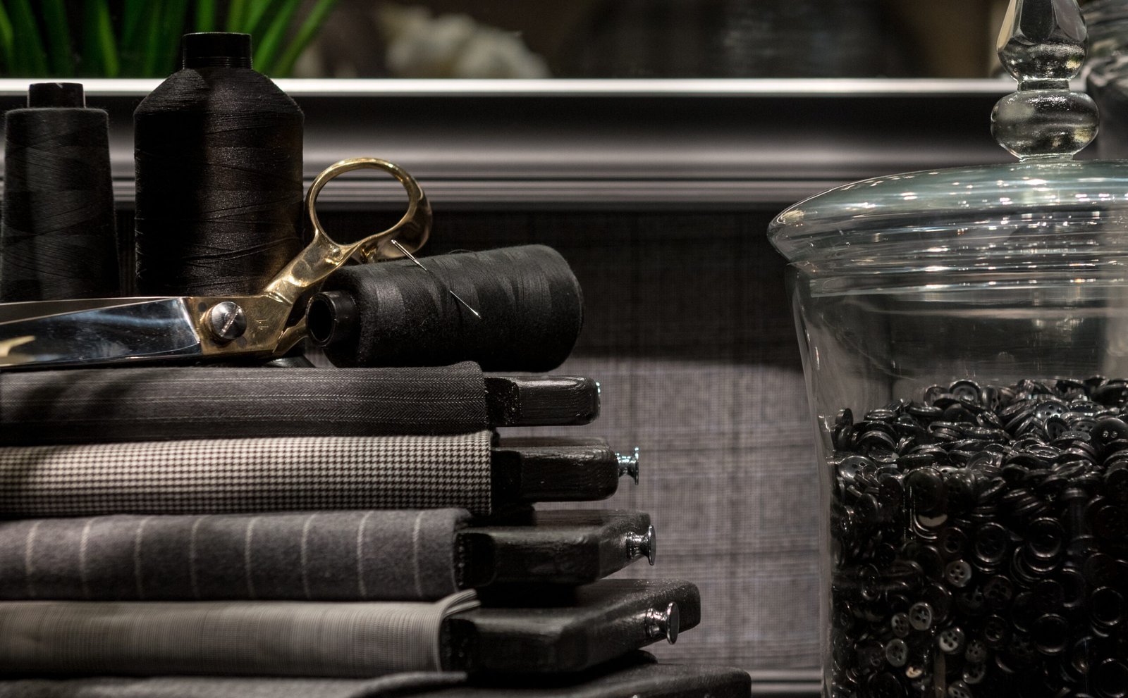 Top-Rated Toronto Tailor for Made-to-Measure Suits | Blanc Sartorial -Tailor near me- Custom Suit Tailoring